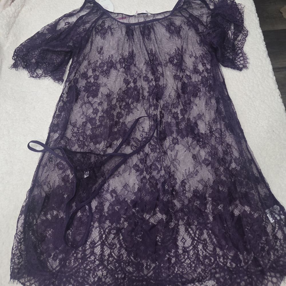 Elegant And Chic Purple Lace Off-Shoulder Nightgown - Size Large - Picture 3 of 6